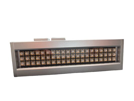 600W UVLED-lampgebaseerde UV-curingoplossing voor snel drogen van UV-harsinktlakklakkers, kleefstoffen en coatings