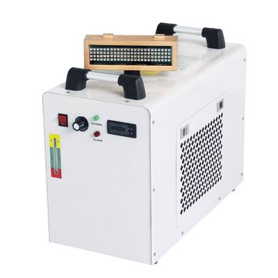 395nm UV LED-hardingsapparatuur met waterkoeling en 18W/cm2 intensiteit voor precisiebinding